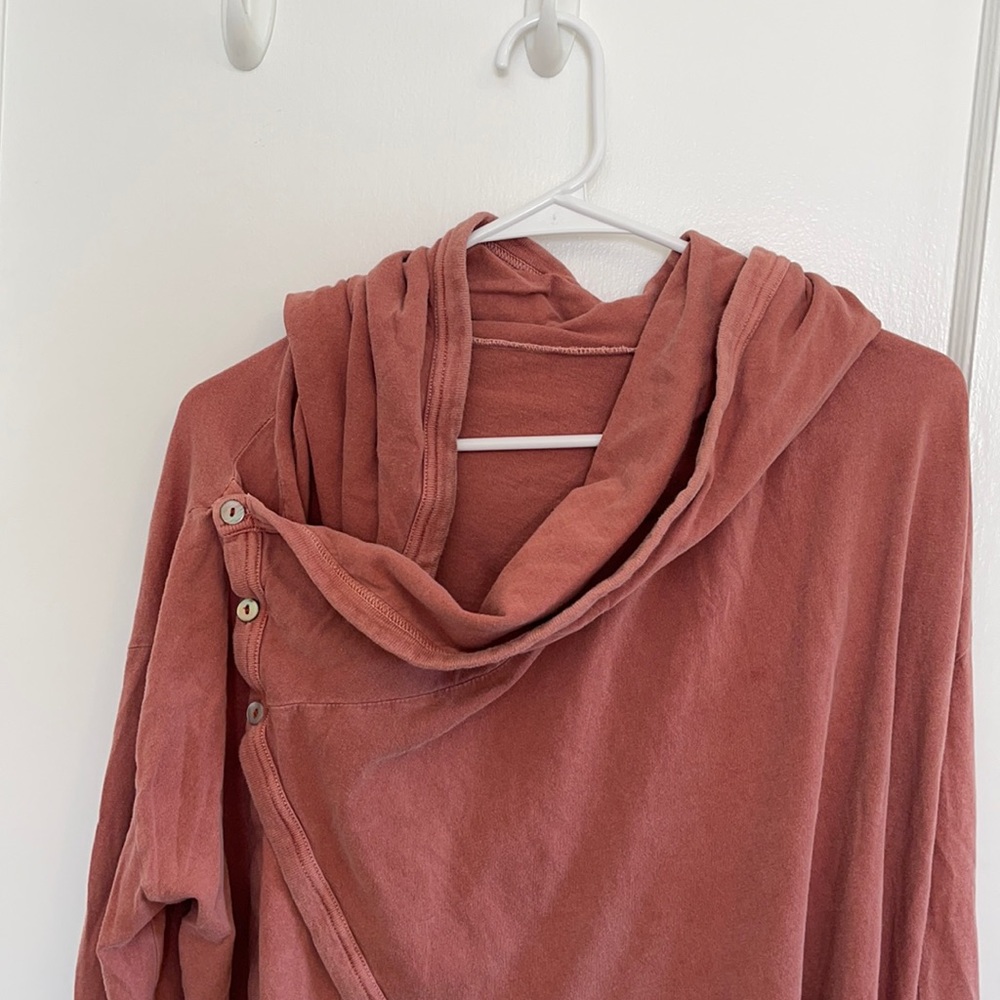 Free people sweatshirt